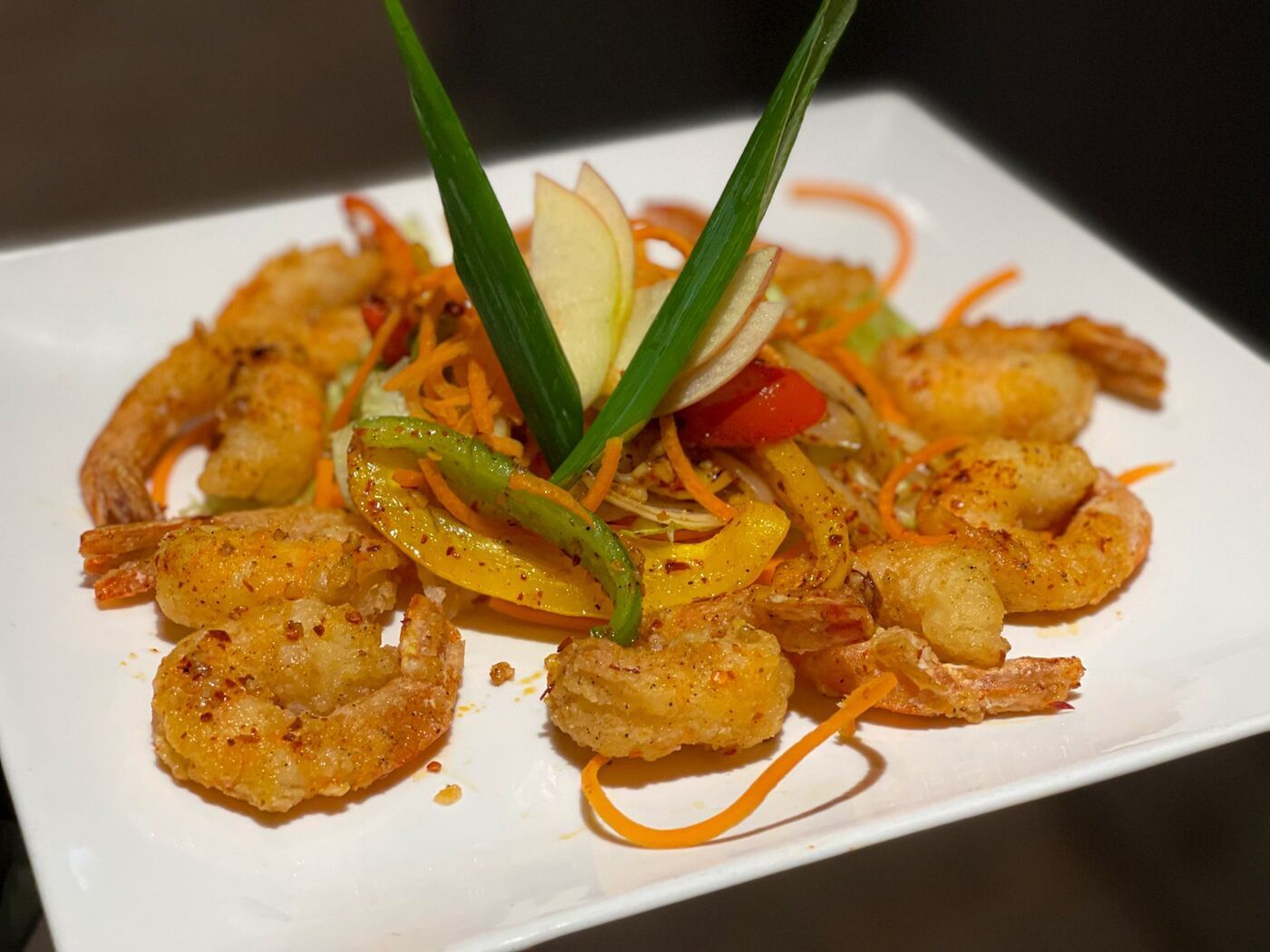 Crevettes frites au sel et poivre